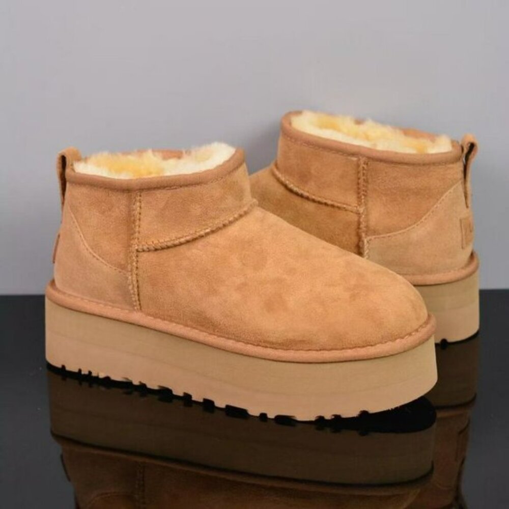 UGG Women's Classic Ultra Platform Chestnut